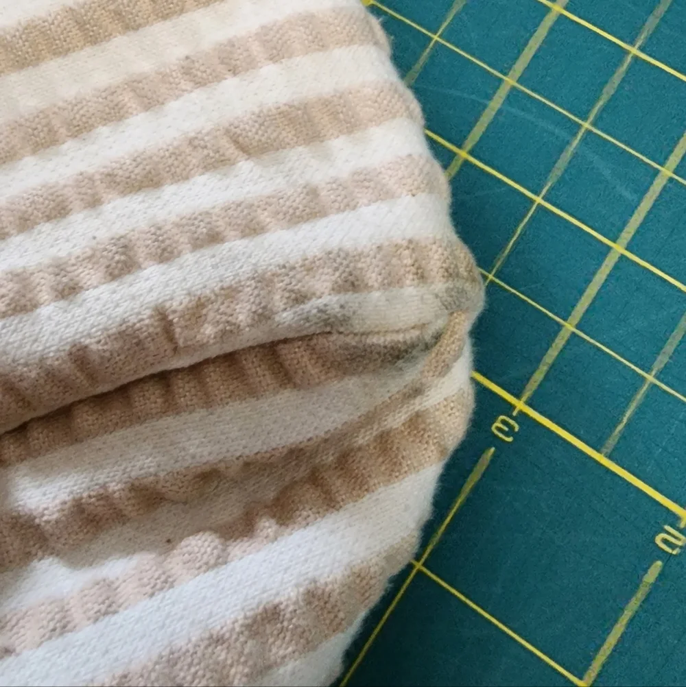 Dooney & Bourke Y2K Seersucker Satchel/Tote - Picture 11 of 16